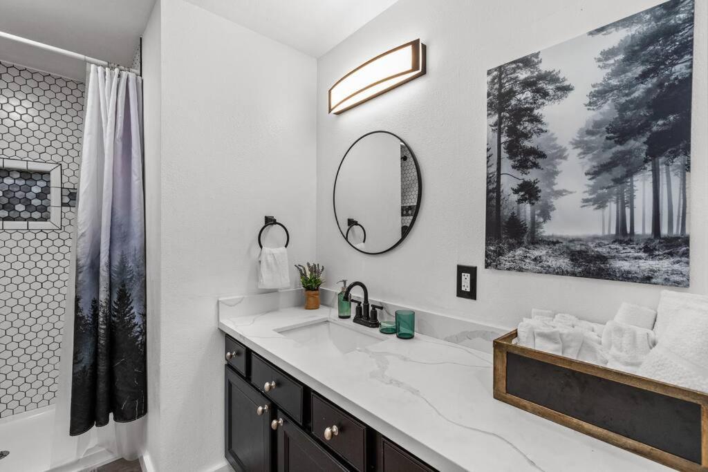 オーバーンPacific Nw Gem W/Hot-Tub 15 Minutes Airport.アパートメント エクステリア 写真